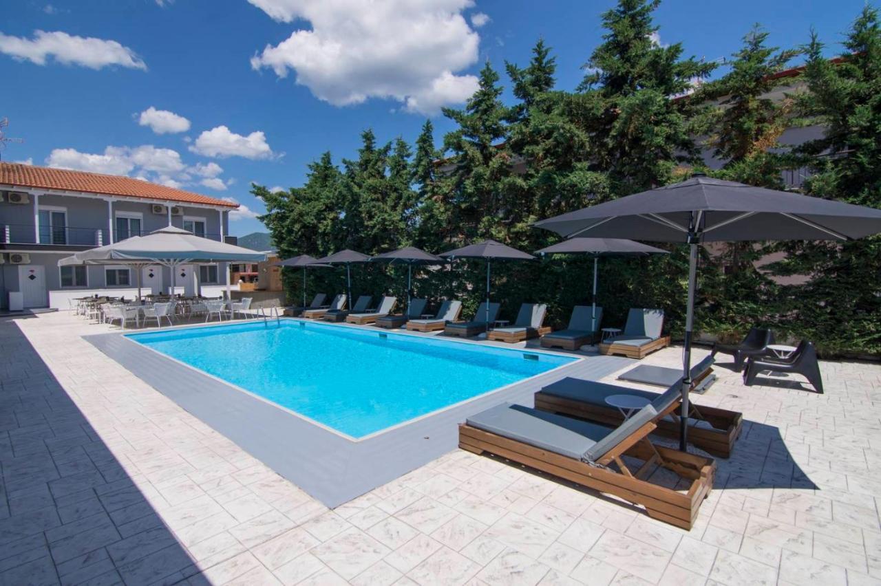 Philoxenia Suites Nea Vrasna Exterior photo