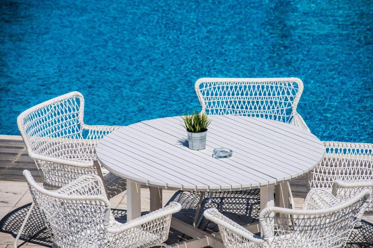 Philoxenia Suites Nea Vrasna Exterior photo