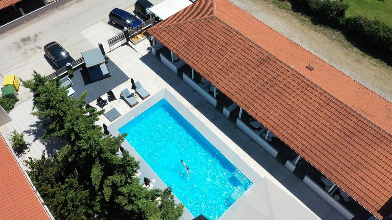 Philoxenia Suites Nea Vrasna Exterior photo