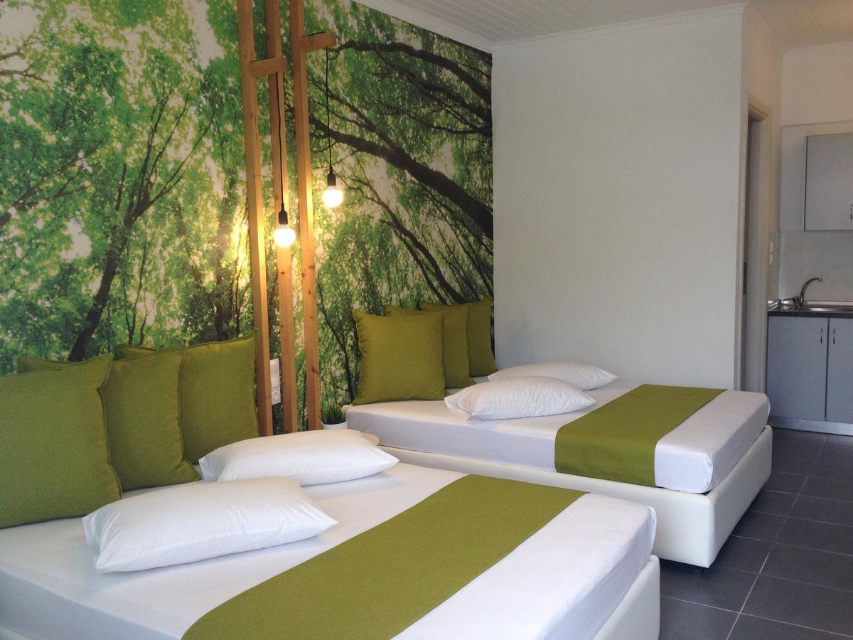 Philoxenia Suites Nea Vrasna Exterior photo
